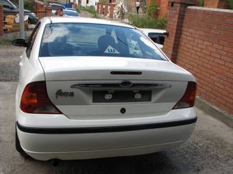 2004 Ford Focus Pictures