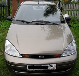 2004 Ford Focus Pictures