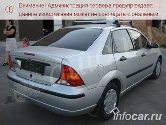 2004 Ford Focus Photos