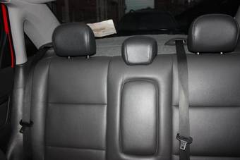 2004 Ford Focus Pictures
