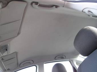 2004 Ford Focus Photos
