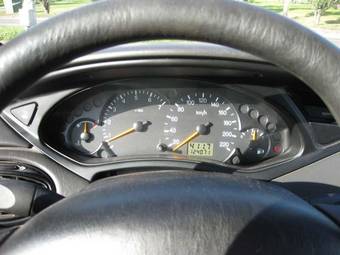 2004 Ford Focus Pictures