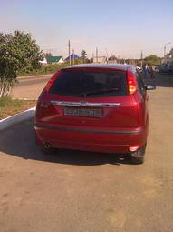 2004 Ford Focus Photos