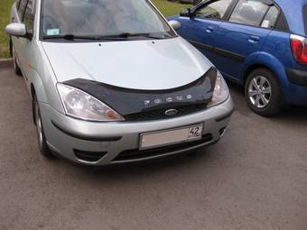 2004 Ford Focus Photos