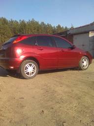 2004 Ford Focus Photos