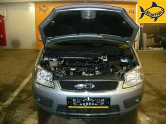2005 Ford Focus Pics