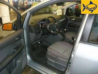 2005 Ford Focus Pictures