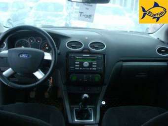 2005 Ford Focus Pics