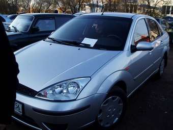 2005 Ford Focus Photos
