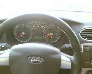 2005 Ford Focus Pics