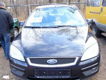 2005 Ford Focus Pictures