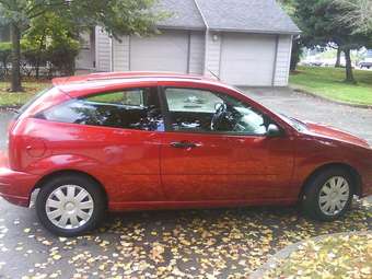 2005 Ford Focus Pics