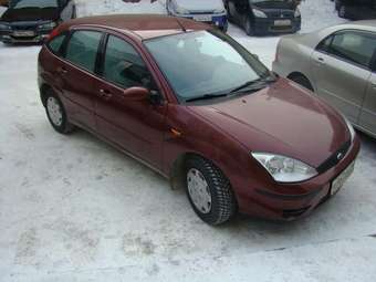 2005 Ford Focus Photos