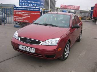 2005 Ford Focus Pics