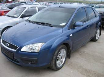 2005 Ford Focus Pictures