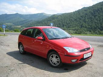 2005 Ford Focus Pictures