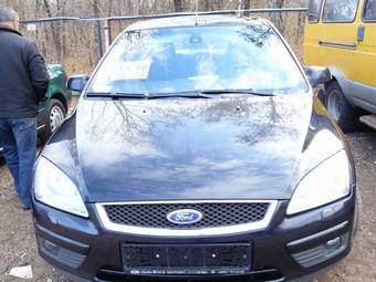 2005 Ford Focus Pictures