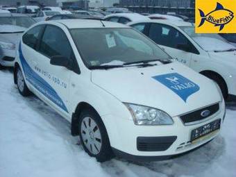 2005 Ford Focus Pictures