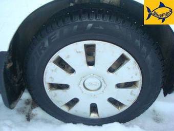2005 Ford Focus Pictures