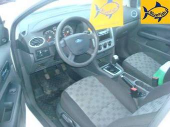 2005 Ford Focus Pictures
