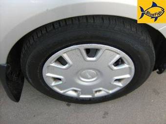 2005 Ford Focus Photos