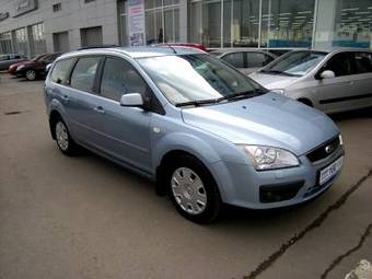 2005 Ford Focus Pics