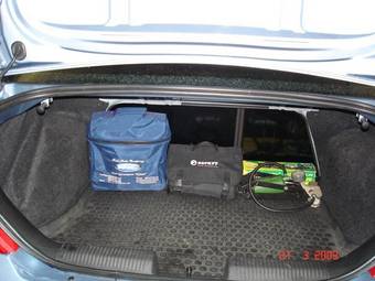 2005 Ford Focus Photos