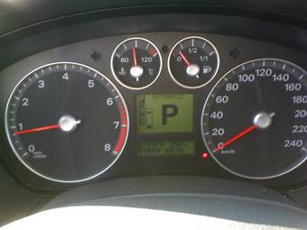 2005 Ford Focus Images