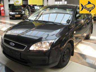 2005 Ford Focus Pictures