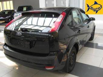2005 Ford Focus Pictures