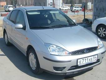 2005 Ford Focus Pictures