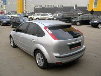 2005 Ford Focus Pictures