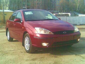 2005 Ford Focus Photos