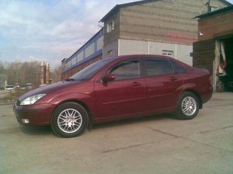 2005 Ford Focus Photos