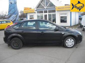 2005 Ford Focus Pictures