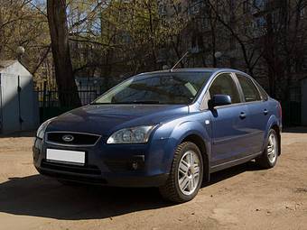 2005 Ford Focus Pictures