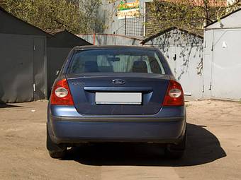 2005 Ford Focus Pictures