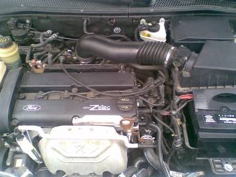 2005 Ford Focus Images