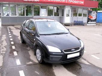 2005 Ford Focus Images