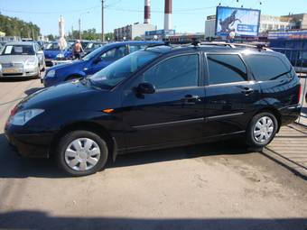2005 Ford Focus Pictures
