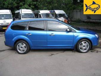 2005 Ford Focus Pictures