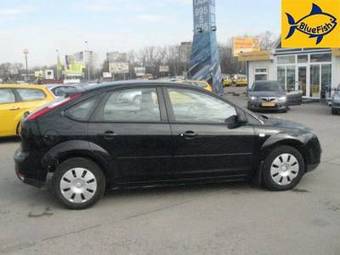 2005 Ford Focus Pictures