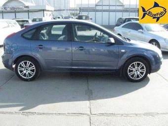 2005 Ford Focus Pictures