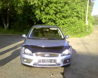 2005 Ford Focus Pictures