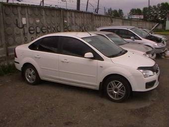 2005 Ford Focus Pictures