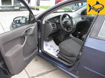 2005 Ford Focus Pics