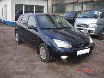 2005 Ford Focus Pictures
