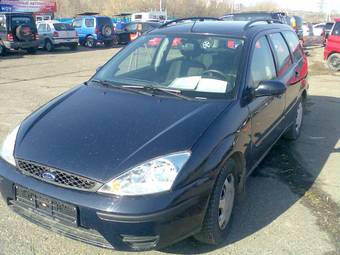 2005 Ford Focus Photos