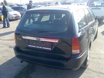 2005 Ford Focus Photos