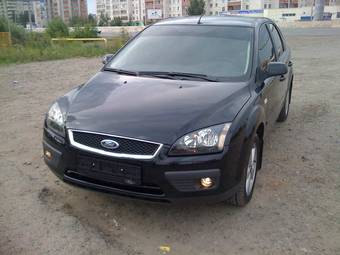 2005 Ford Focus Pics